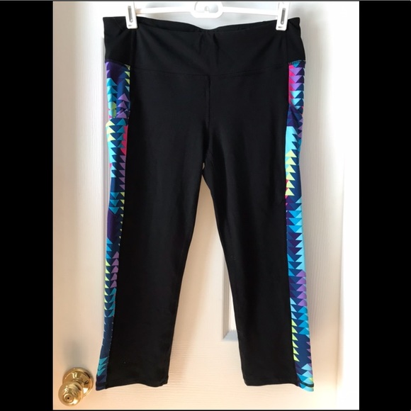 GapFit Workout Crops M - Picture 1 of 5